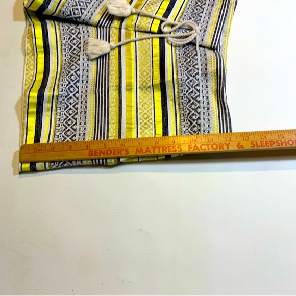 LOFT Women's Mid 4 Yellow Embroidered Striped Riviera Shorts Navy Yellow White - Picture 9 of 10